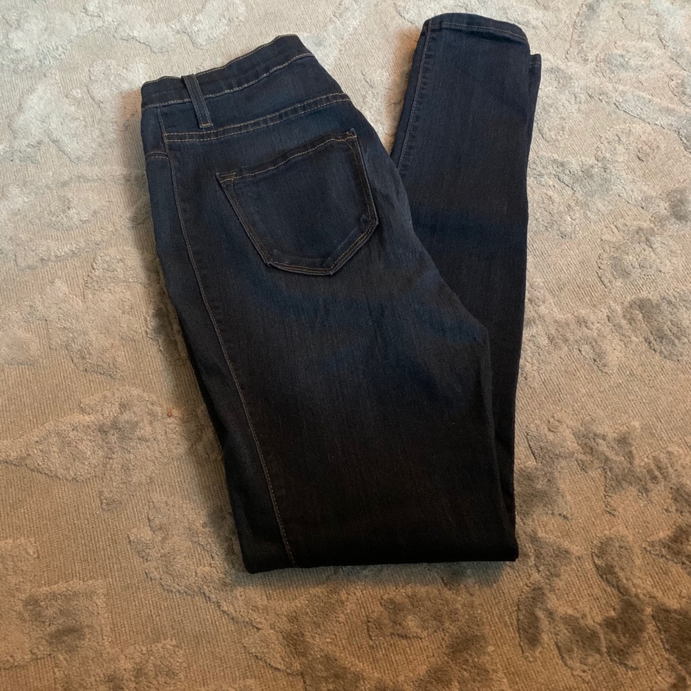 Fashion Nova Highwasted Jeans